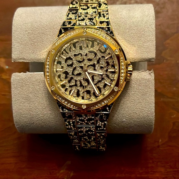 Michael Kors Animal Print Watch - Picture 1 of 4